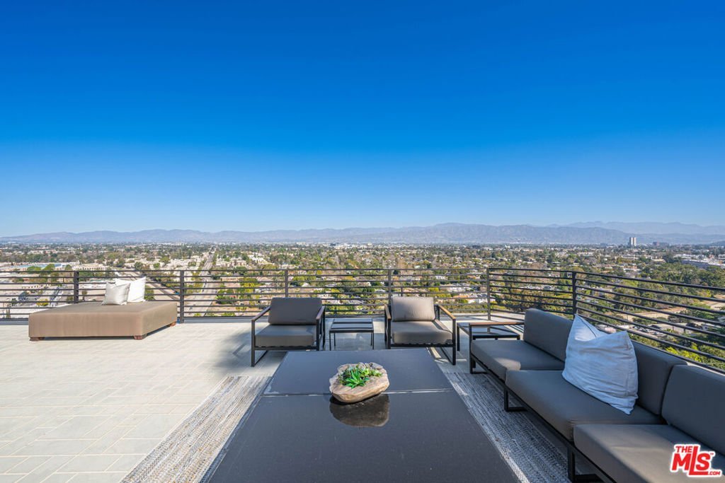 11725 Laurelwood Drive Studio City CA 91604 35 11725 Laurelwood Drive Studio City CA 91604