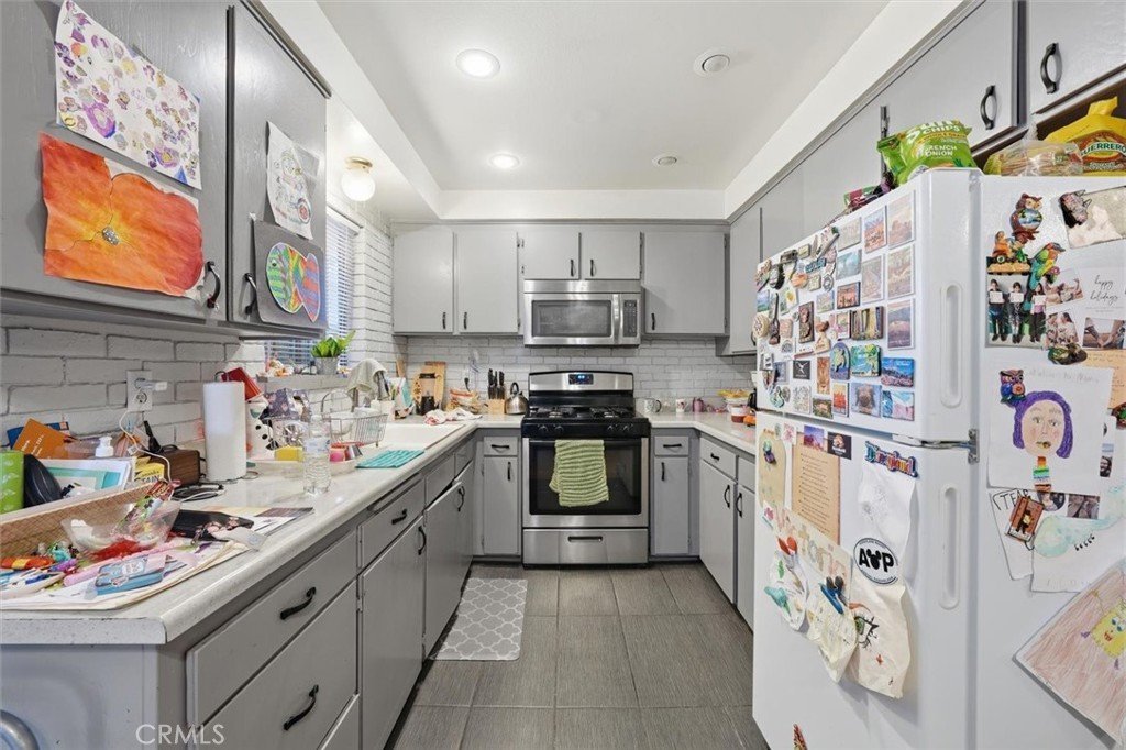 2501 W Redondo Beach #321 Gardena CA 90249 21 2501 W Redondo Beach #321 Gardena CA 90249