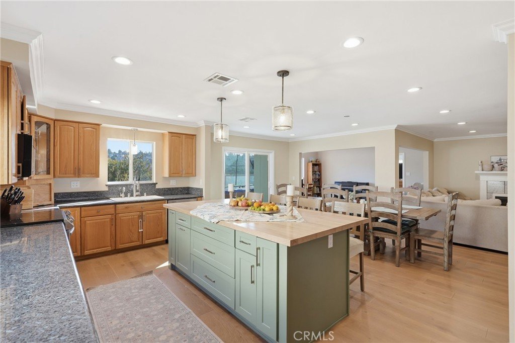 27569 Longhill Rancho Palos Verdes CA 90275 22 27569 Longhill Rancho Palos Verdes CA 90275