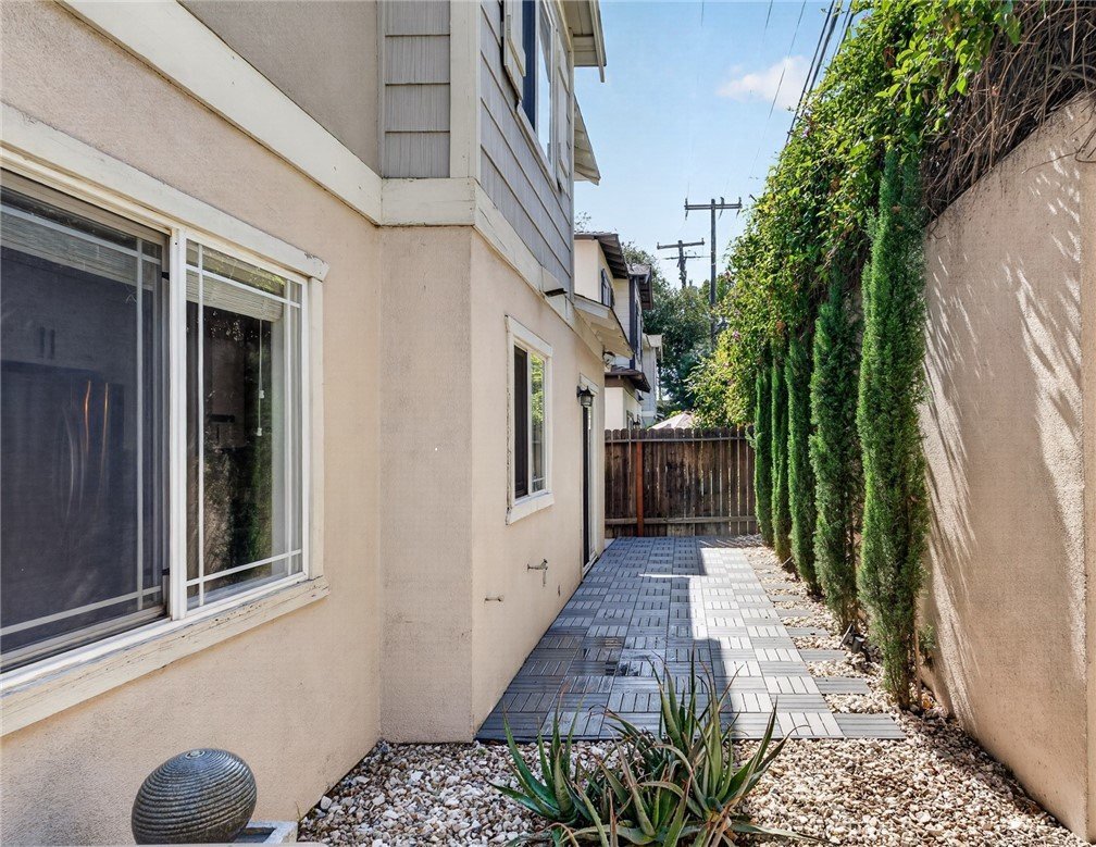 1124 S Mayflower Monrovia CA 91016 22 1124 S Mayflower Monrovia CA 91016
