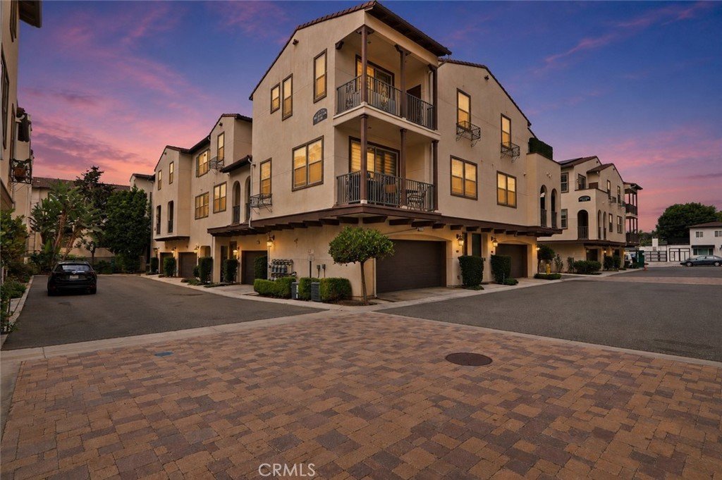 1895 Orizaba Avenue 104 Signal Hill CA 90755 42 1895 Orizaba Avenue 104 Signal Hill CA 90755