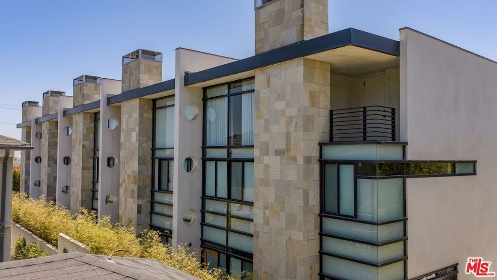 2726 Montana Avenue E Santa Monica CA 90403 20 2726 Montana Avenue E Santa Monica CA 90403