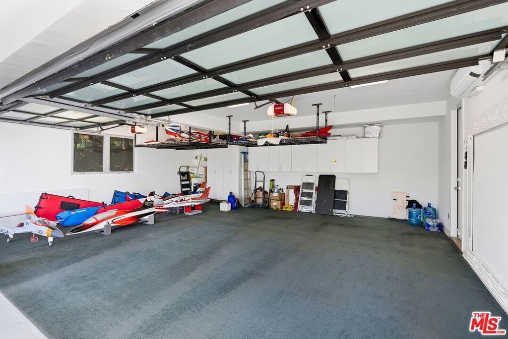 3371 Alana Drive Encino CA 91403 33 3371 Alana Drive Encino CA 91403