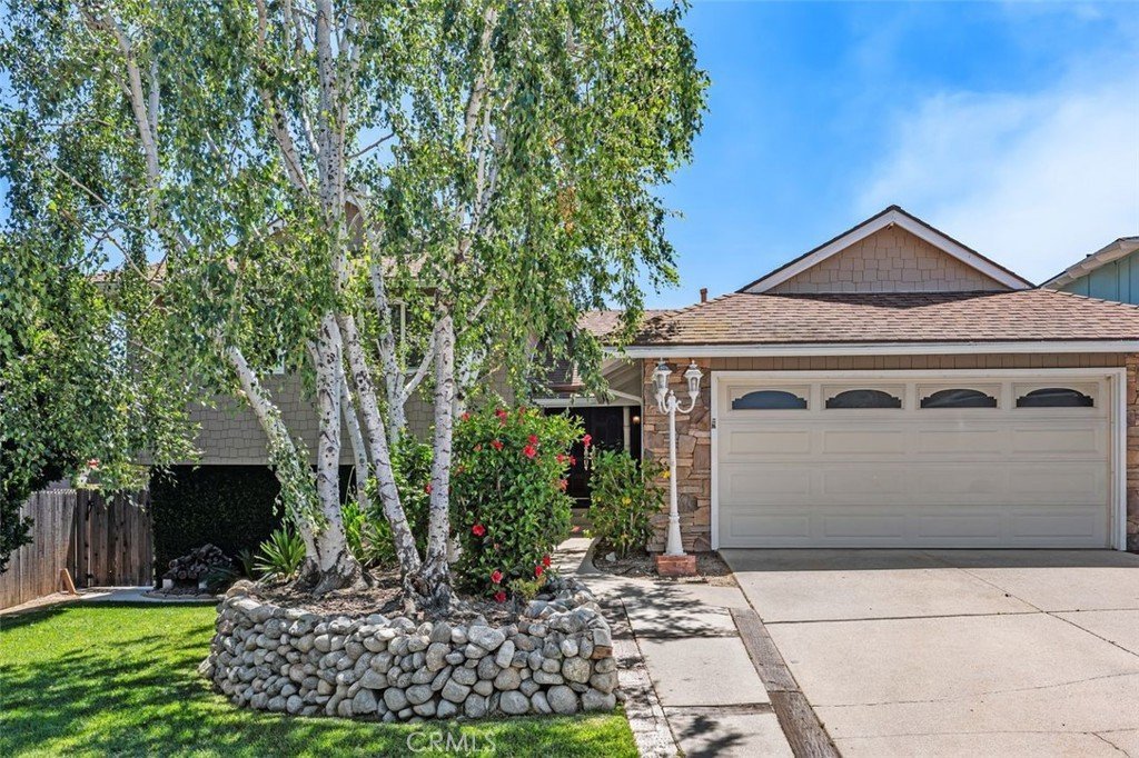 5551 Rainbow Crest Agoura Hills CA 91301 33 5551 Rainbow Crest Agoura Hills CA 91301