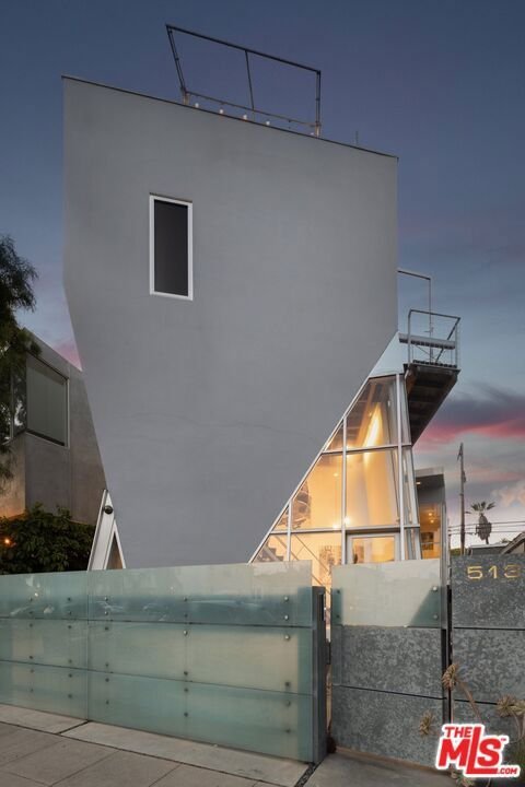 513 Grand Boulevard Venice CA 90291 68 513 Grand Boulevard Venice CA 90291