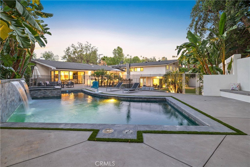 5265 Del Moreno Drive Woodland Hills CA 91364 75 5265 Del Moreno Drive Woodland Hills CA 91364