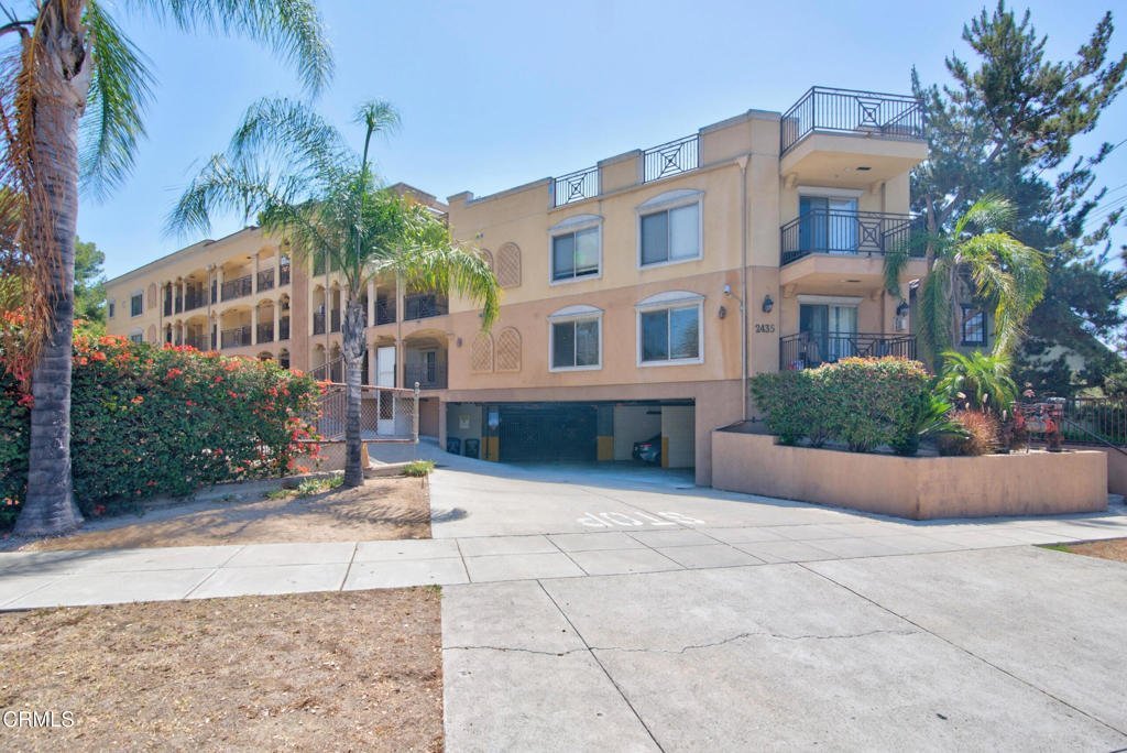 2435 Florencita W 105 Montrose CA 91020 42 2435 Florencita W 105 Montrose CA 91020