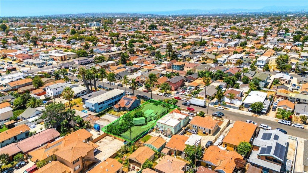 1308 W 90th Los Angeles CA 90044 40 1308 W 90th Los Angeles CA 90044