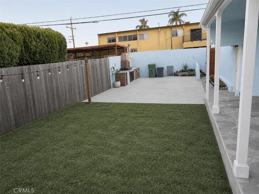 404 W Hillsdale Street Inglewood CA 90302 14 404 W Hillsdale Street Inglewood CA 90302