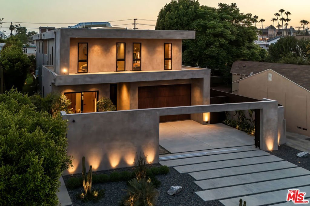 3951 Marcasel Avenue Los Angeles CA 90066 47 3951 Marcasel Avenue Los Angeles CA 90066