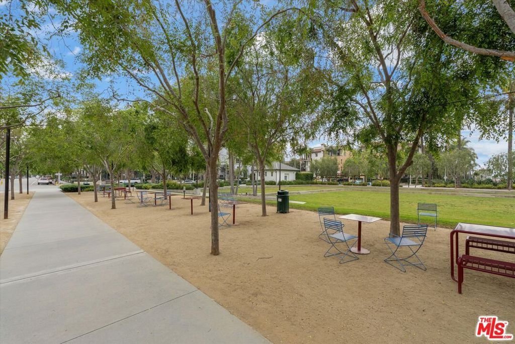 12975 Agustin Place 218 Playa Vista CA 90094 35 12975 Agustin Place 218 Playa Vista CA 90094