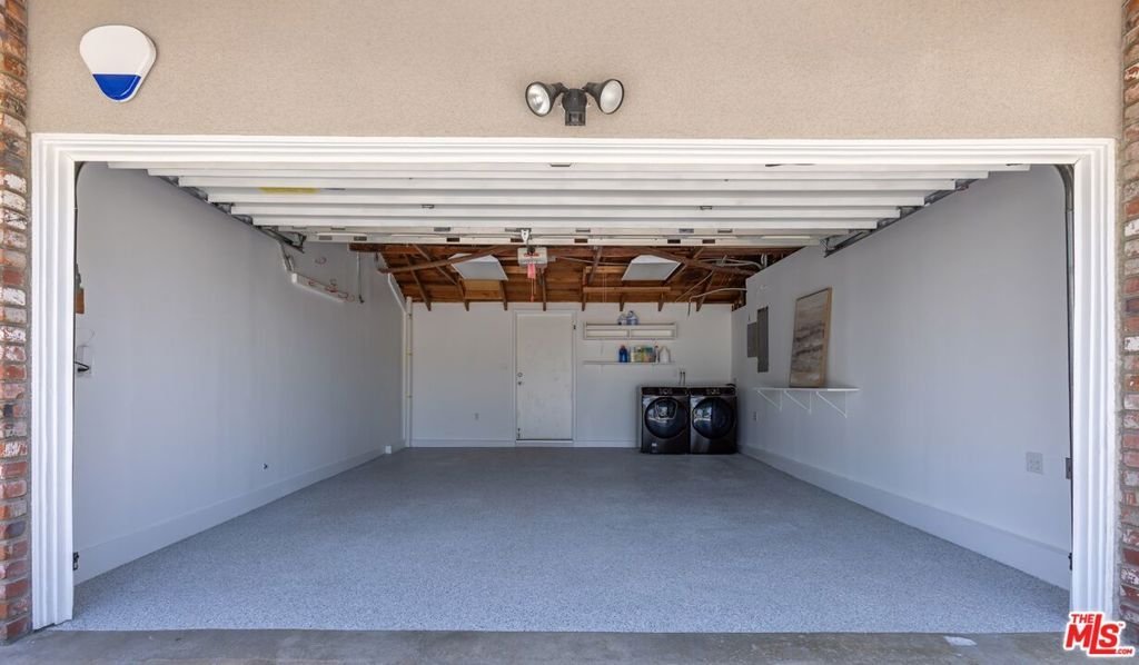 7537 Quimby Avenue West Hills CA 91307 44 7537 Quimby Avenue West Hills CA 91307
