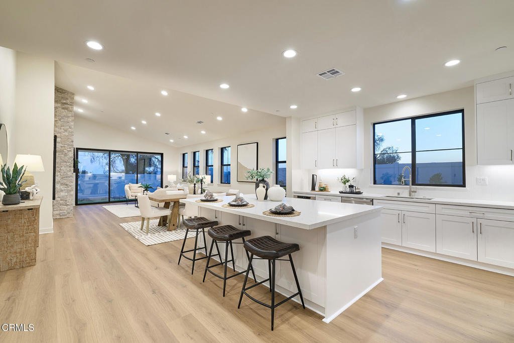 16 W Pine Street Altadena CA 91001 30 16 W Pine Street Altadena CA 91001