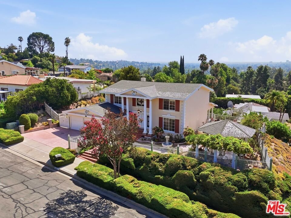 6602 Daryn Drive West Hills CA 91307 43 6602 Daryn Drive West Hills CA 91307