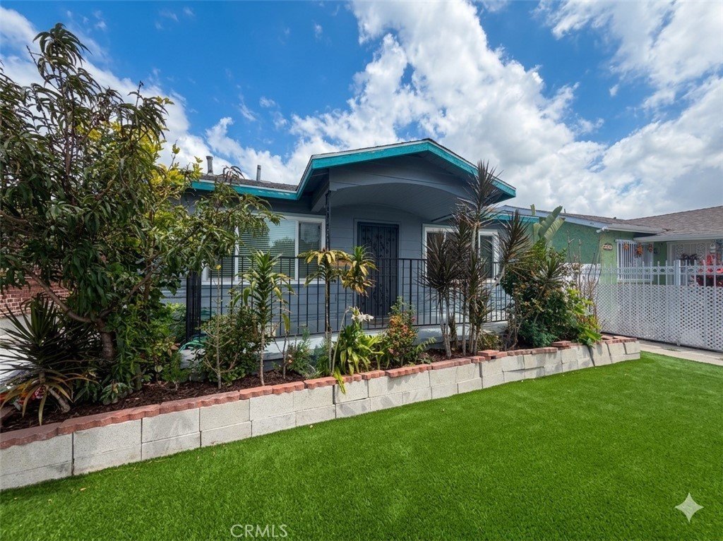 1425 W Gage Avenue Los Angeles CA 90047 22 1425 W Gage Avenue Los Angeles CA 90047