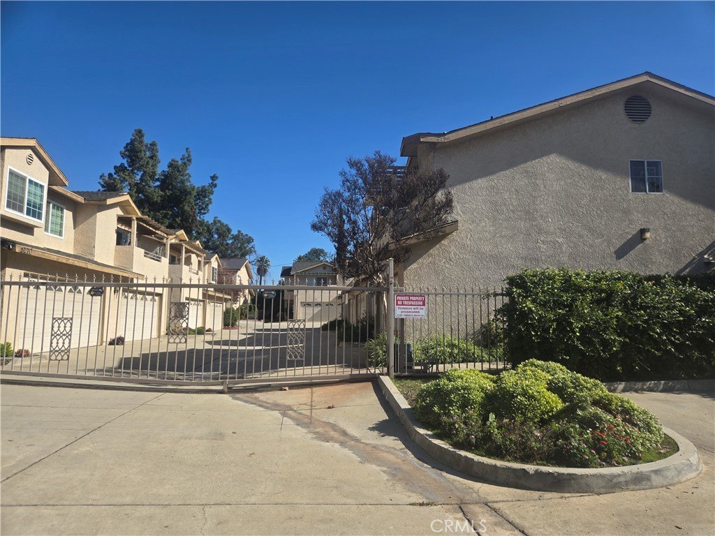2260 N Towne Pomona CA 91767 23 2260 N Towne Pomona CA 91767