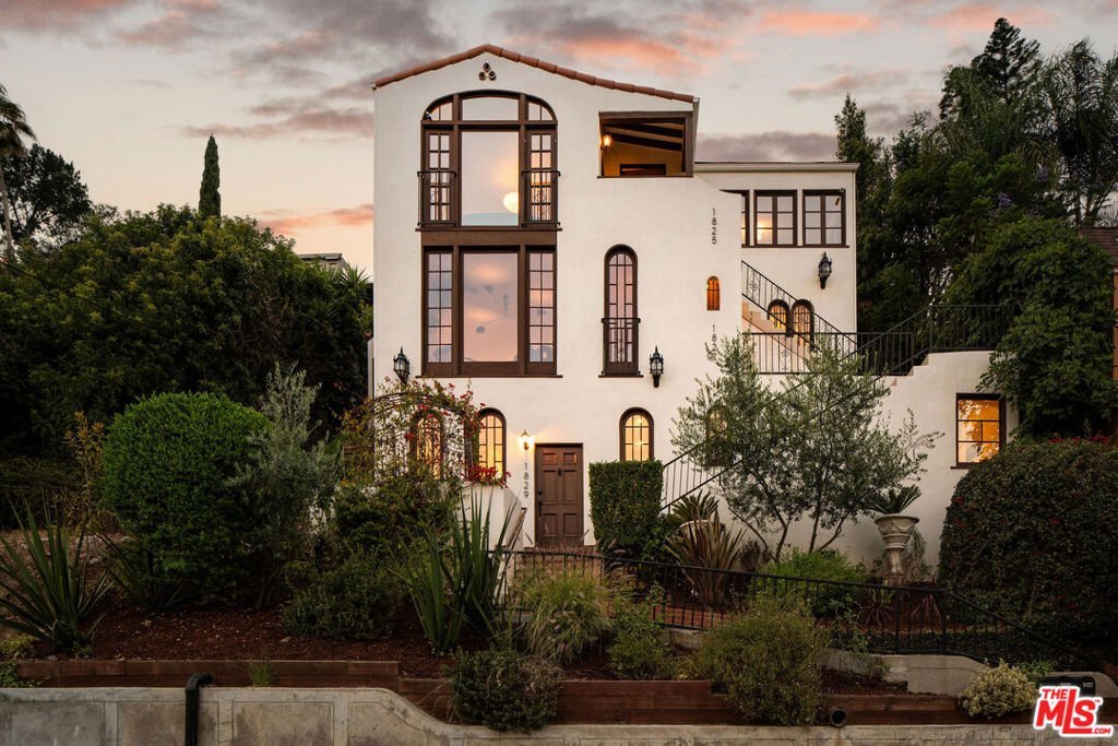 1825 Redesdale Avenue Los Angeles CA 90026 72 1825 Redesdale Avenue Los Angeles CA 90026