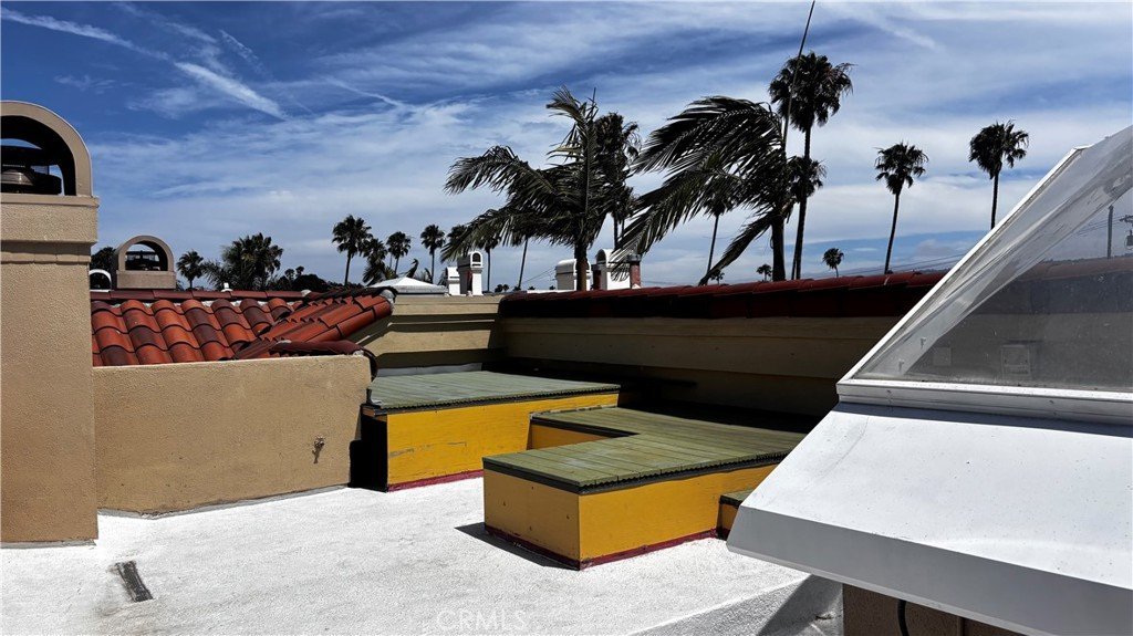 730 S Catalina Ave. Unit D Redondo Beach CA 90277 21 730 S Catalina Ave. Unit D Redondo Beach CA 90277