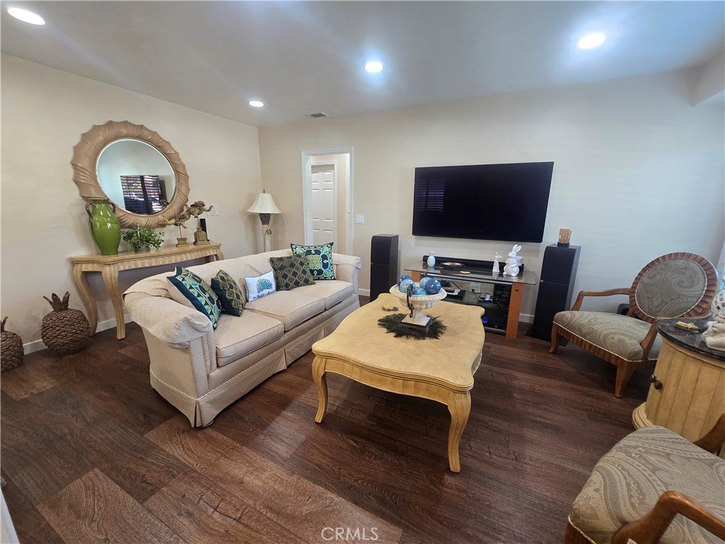 10613 Shellyfield Downey CA 90241 19 10613 Shellyfield Downey CA 90241
