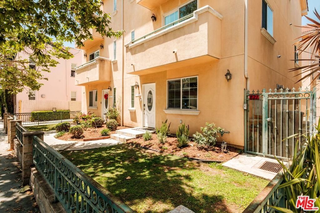 821 S Gramercy Place 2 Los Angeles CA 90005 28 821 S Gramercy Place 2 Los Angeles CA 90005