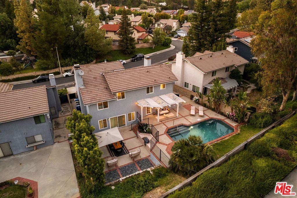 7262 Elmsbury Lane West Hills CA 91307 70 7262 Elmsbury Lane West Hills CA 91307
