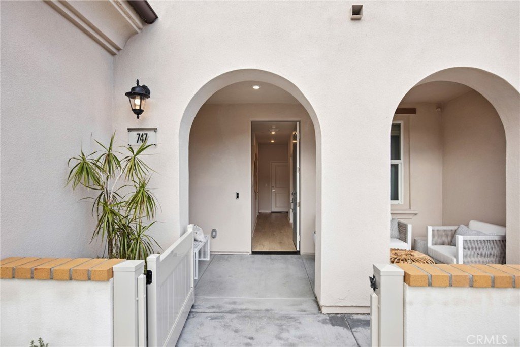 723 E Route 66 Glendora CA 91740 15 723 E Route 66 Glendora CA 91740