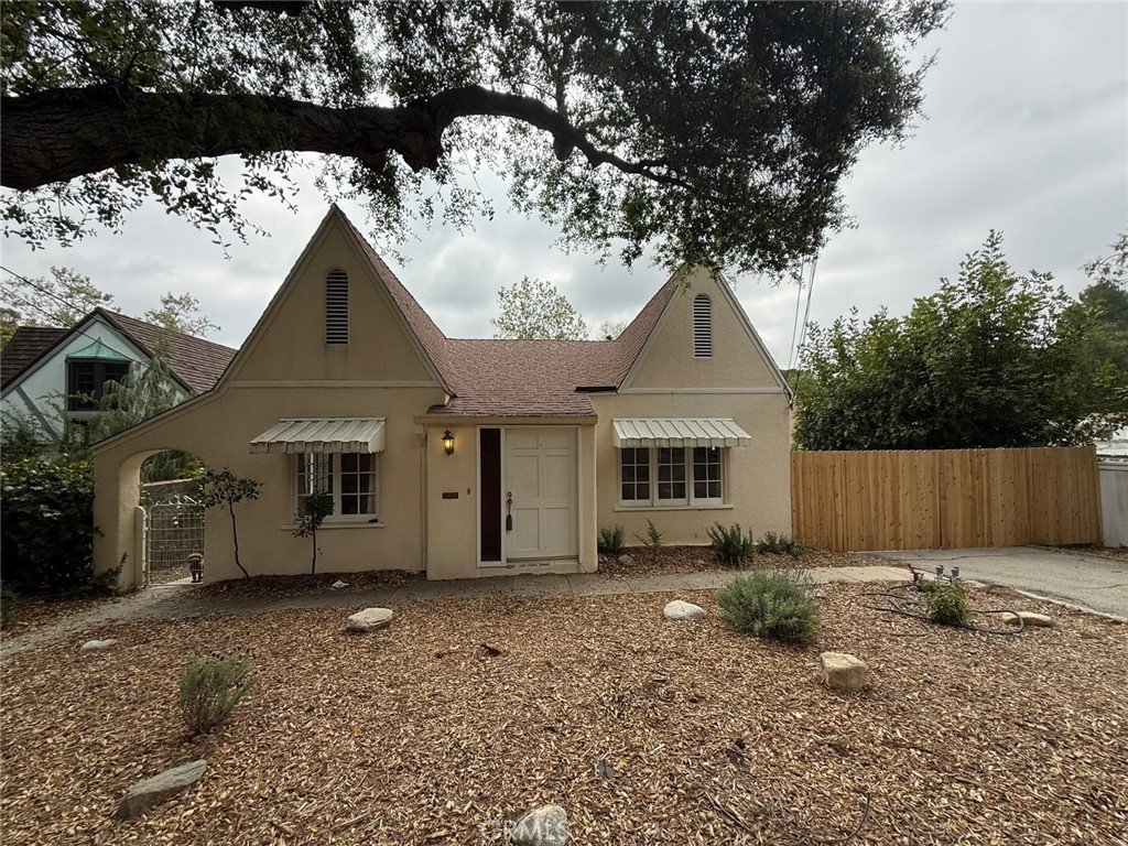 1335 Opechee Glendale CA 91208 1 1335 Opechee Glendale CA 91208