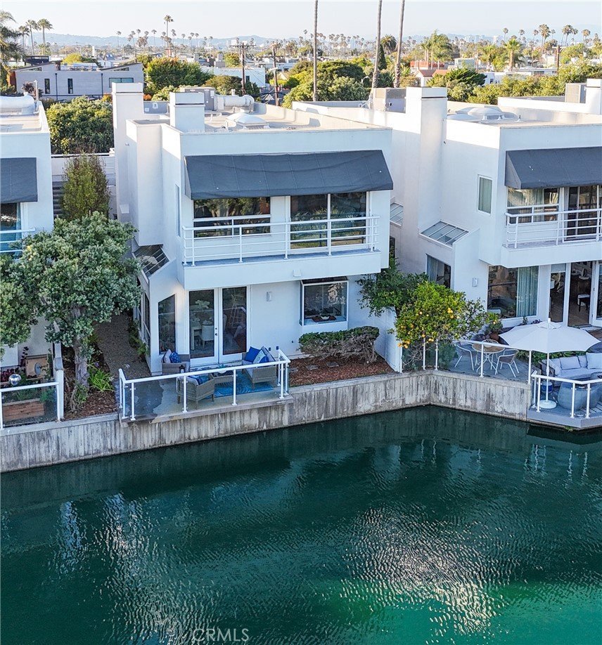 690 Harbor Street 4 Venice CA 90291 75 690 Harbor Street 4 Venice CA 90291