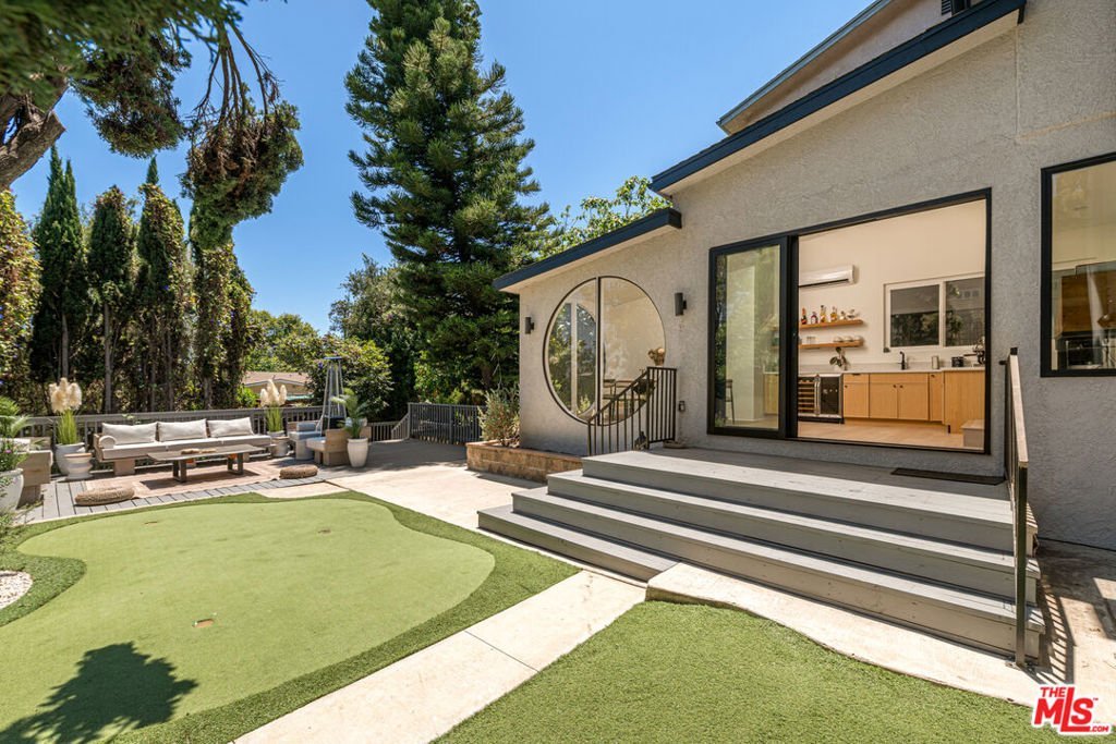 6014 Delphi Street Los Angeles CA 90042 22 6014 Delphi Street Los Angeles CA 90042