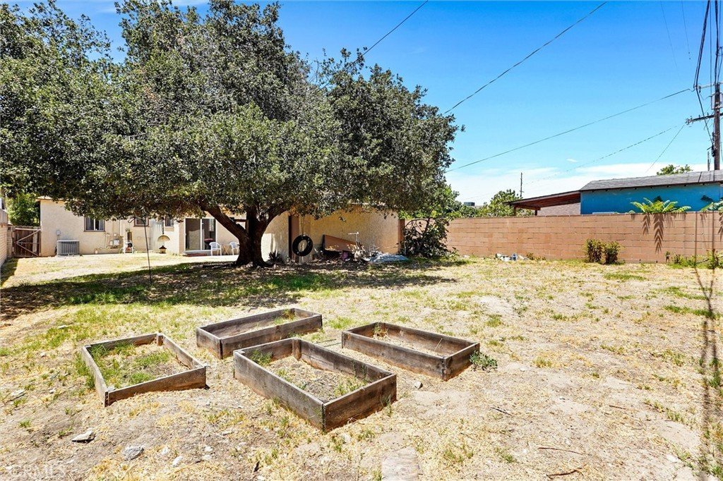 7432 Farmdale North Hollywood CA 91605 19 7432 Farmdale North Hollywood CA 91605