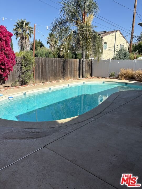 10841 Wescott Avenue Sunland CA 91040 7 10841 Wescott Avenue Sunland CA 91040