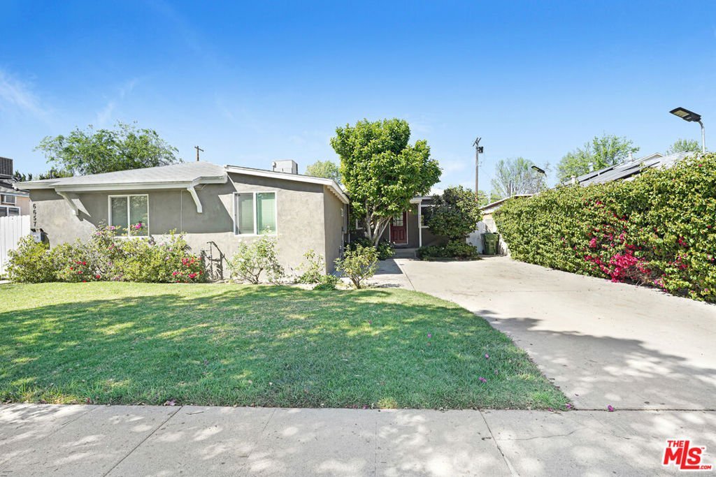 6659 Zelzah Avenue Reseda CA 91335 14 6659 Zelzah Avenue Reseda CA 91335