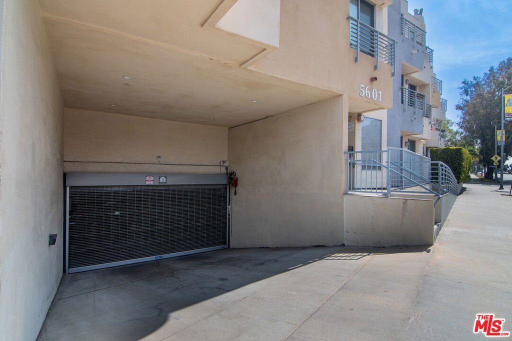 5601 W Olympic Boulevard 301 Los Angeles CA 90036 30 5601 W Olympic Boulevard 301 Los Angeles CA 90036