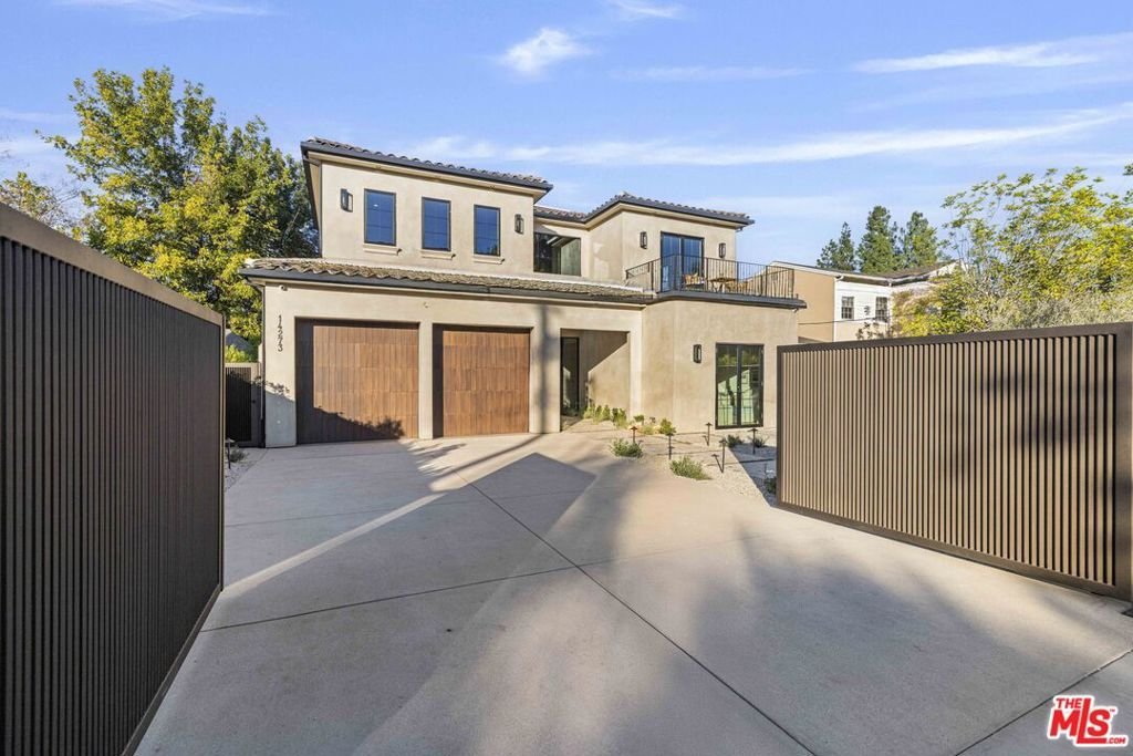 14273 Greenleaf Street Sherman Oaks CA 91423 70 14273 Greenleaf Street Sherman Oaks CA 91423