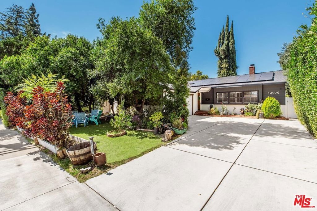 14225 Enadia Way Van Nuys CA 91405 25 14225 Enadia Way Van Nuys CA 91405