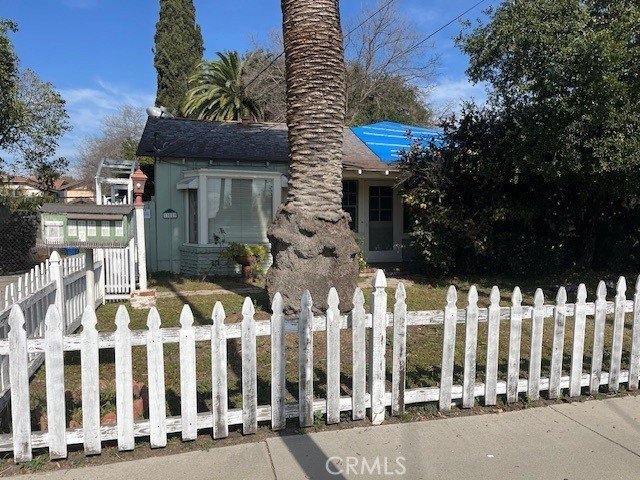 13021 Magnolia Sherman Oaks CA 91423 1 13021 Magnolia Sherman Oaks CA 91423