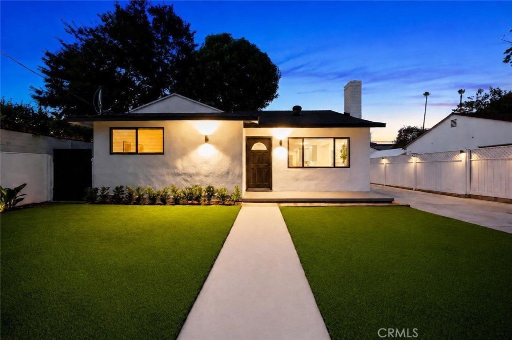 15445 Archwood Street Van Nuys CA 91406 24 15445 Archwood Street Van Nuys CA 91406