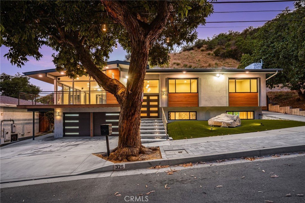 325 N Madison Avenue Monrovia CA 91016 62 325 N Madison Avenue Monrovia CA 91016