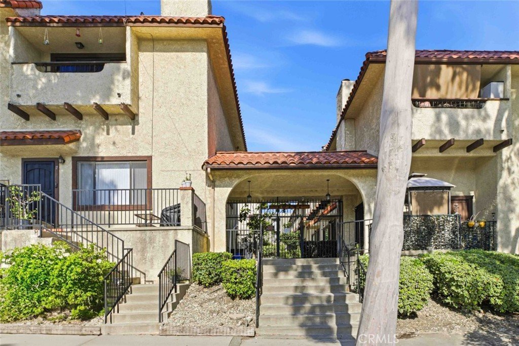 10142 Samoa Avenue 28 Tujunga CA 91042 62 10142 Samoa Avenue 28 Tujunga CA 91042
