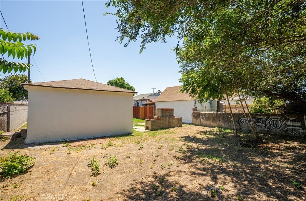 10627 Bodger Street El Monte CA 91731 22 10627 Bodger Street El Monte CA 91731