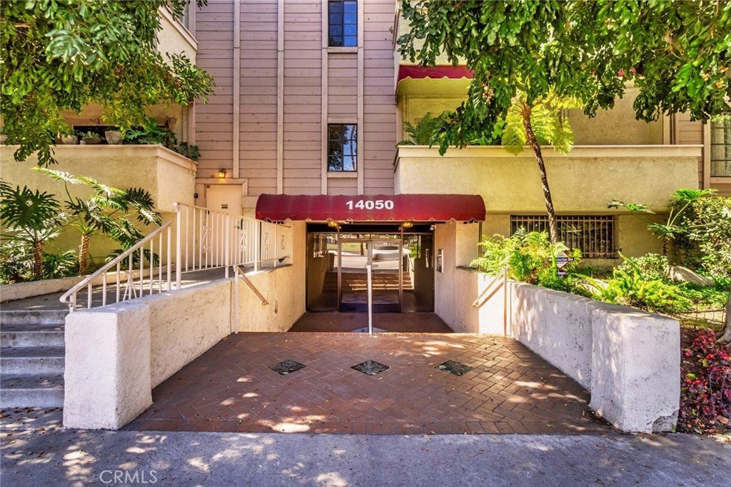 14050 Magnolia Boulevard 201 Sherman Oaks CA 91423 53 14050 Magnolia Boulevard 201 Sherman Oaks CA 91423