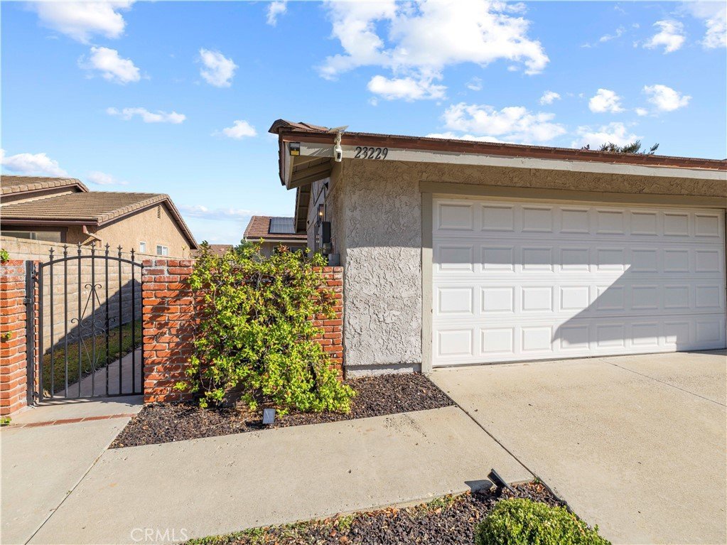 23229 Faisan Court Valencia CA 91355 35 23229 Faisan Court Valencia CA 91355
