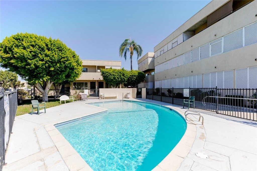 6232 Morse Avenue North Hollywood CA 91606 32 6232 Morse Avenue North Hollywood CA 91606