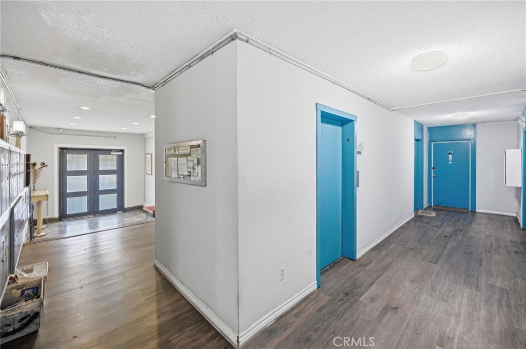 425 S Kenmore 206 Los Angeles CA 90020 27 425 S Kenmore 206 Los Angeles CA 90020