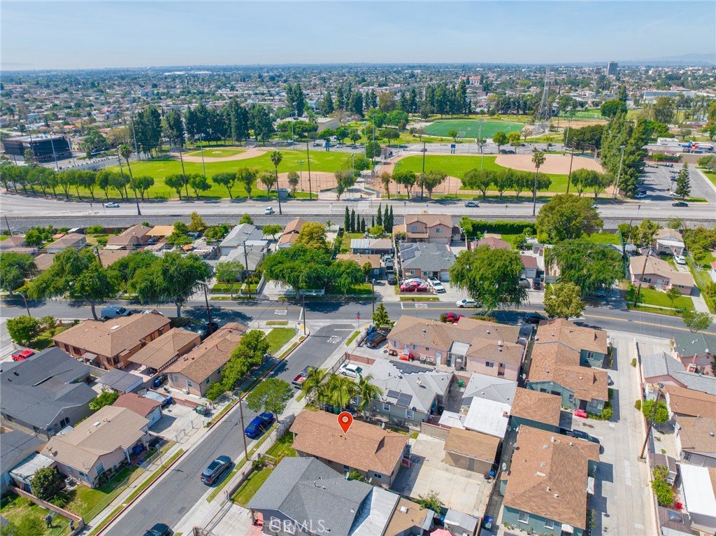 3561 Beck Bell CA 90201 11 3561 Beck Bell CA 90201