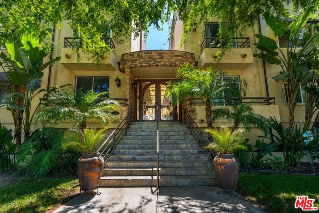 4128 Whitsett Avenue 105 Studio City CA 91604 14 4128 Whitsett Avenue 105 Studio City CA 91604