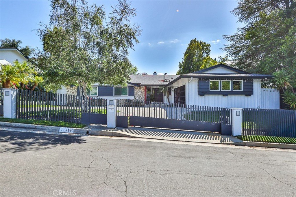 11520 Duque Studio City CA 91604 51 11520 Duque Studio City CA 91604