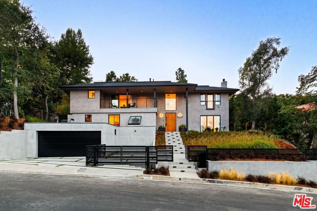 10837 Via Verona Street Los Angeles CA 90077 43 10837 Via Verona Street Los Angeles CA 90077