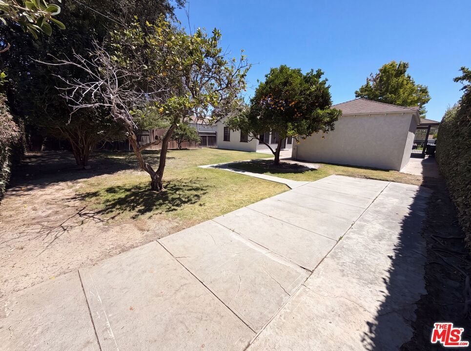 4421 Stanbridge Avenue Long Beach CA 90808 42 4421 Stanbridge Avenue Long Beach CA 90808