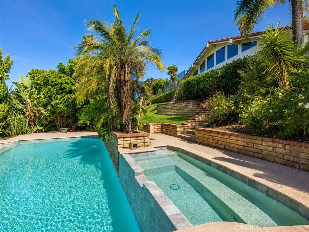 834 Cloverview Glendora CA 91741 34 834 Cloverview Glendora CA 91741